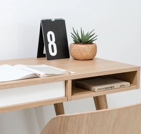 Case Celine Desk