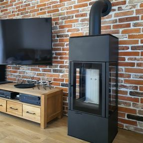 Kratki Wood Burning Steel Stove Kratki Thor View Ø 150 8 Kw Self Closing Door