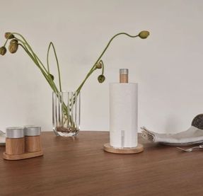 Gejst Sina kitchen roll holder oak/ steel