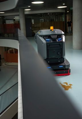 Kaercher Scrubber Dryer Kira BD 50 Cleaning Robots