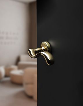 Groel María Door Handle Set On Round Rose