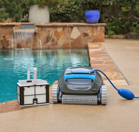 Maytronics Dolphin Premium 10 Pool Cleaner