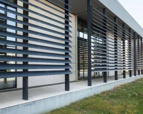 Alumil Smartia M5600 Solar Shading System