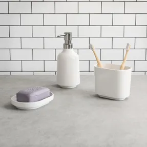 Umbra Step Toothbrush Holder