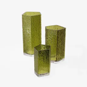 Case Causeway Vase