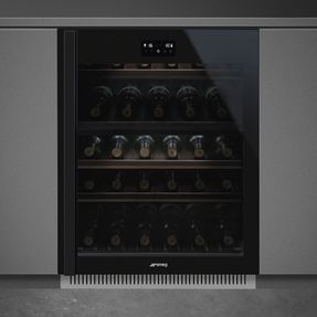 Smeg Wi-Fi Built-in Wine Cooler