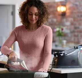 Russell Hobbs Quiet Super Steam Pro Steam Generator Iron