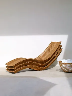 Unopiu Swing Stacking Chaise Longue In Teak