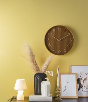 Present Time Wall Clock Pure Medium