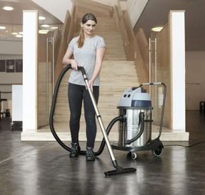 Nilfisk VL100-35 EU GO Vaccum Cleaner
