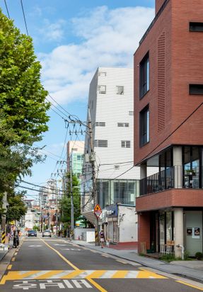 Hapjeong Artplex Mixed-use Facility