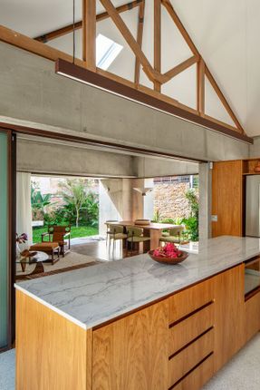 Cafelândia House