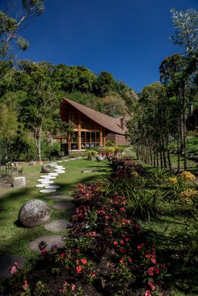 El Arca Residential Pavilion
