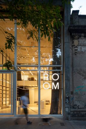 ROOM Store