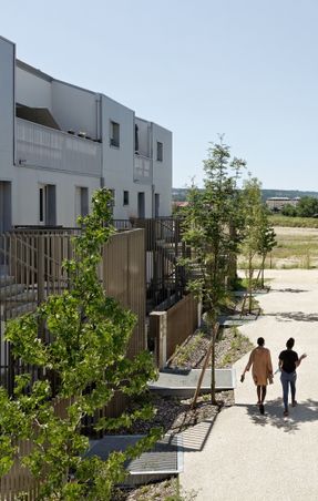 30 Housing Units In Carrières-sous-poissy