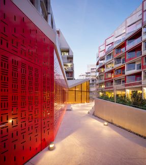 A MIXED USE PROGRAM: 132 housing units + 1 religious center + 2 retail businesses