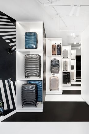 Samsonite Showroom By i29