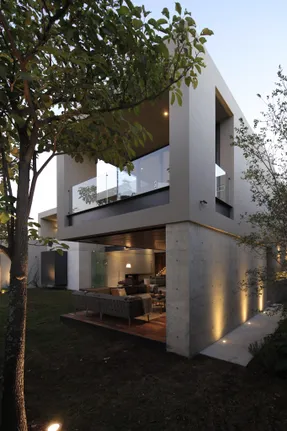 HNN HOUSE