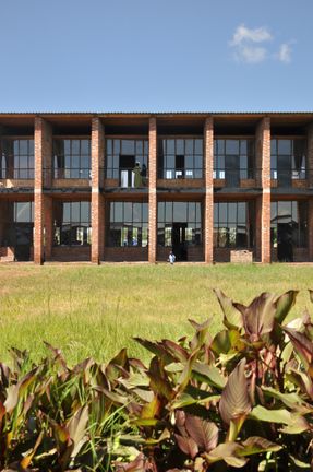 Initiative Rising Star School Buildings For Hopley