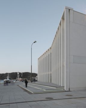 Stormen Library