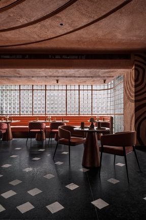 IDYLLL Restaurant and Bar