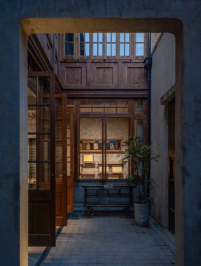 Hakusan Megane Shanghai