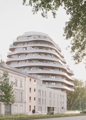 Arborescence Apartments