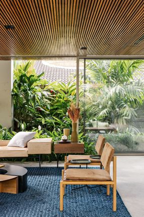 Cumaru House