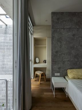 The Lantern House