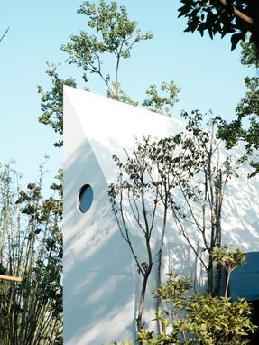 The Cabin of Sails