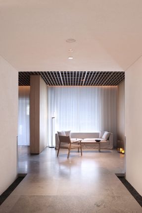 Sunlight Courtyard, Entrance Lobby of Aranya