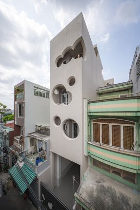 Cloud House
