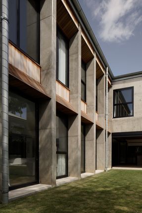 Dohori House