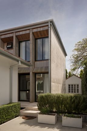 Dohori House