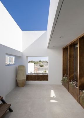 Villa 144