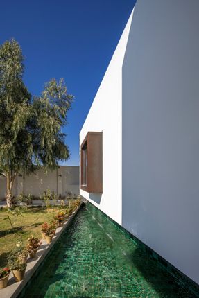 Villa 144