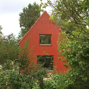 The Red House
