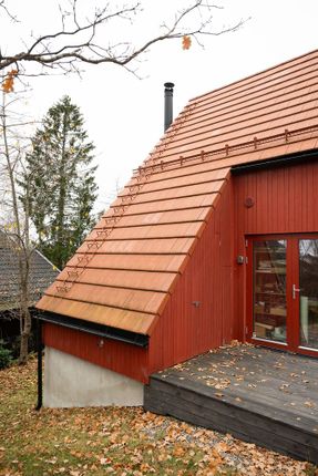 The Red House