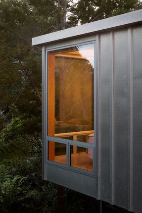 Bush Block House