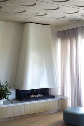 Pointe Living Apartment