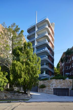 Pointe Living Apartment
