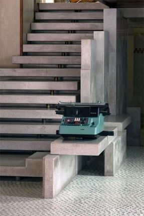 AD Classics: Olivetti Showroom