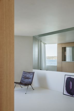 Darling Point Apartment