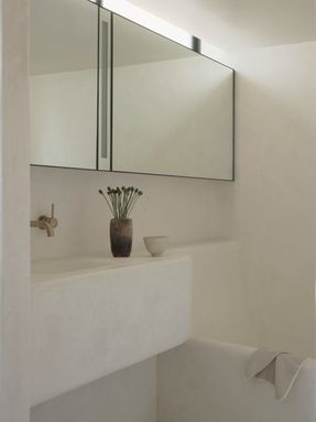 Darling Point Apartment