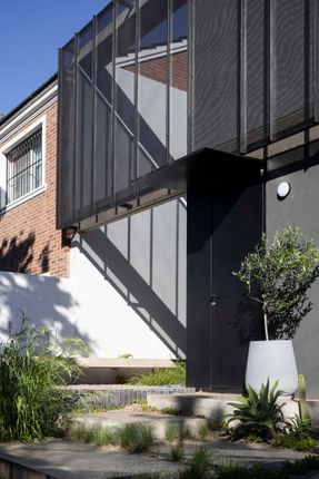 Olivos House