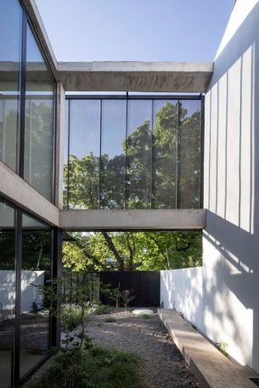 Olivos House