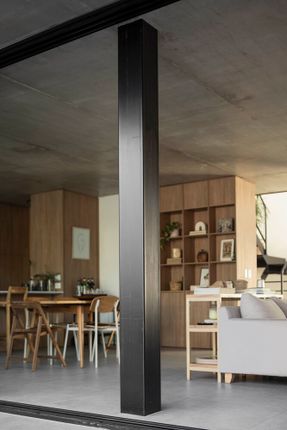 Olivos House