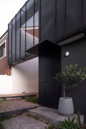 Olivos House