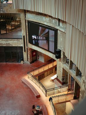 Wintercircus Technological and Cultural Hub