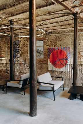 Wintercircus Technological and Cultural Hub